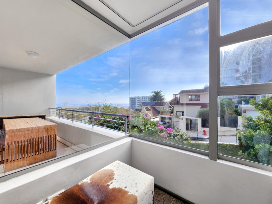 To Let 2 Bedroom Property for Rent in Sea Point Western Cape